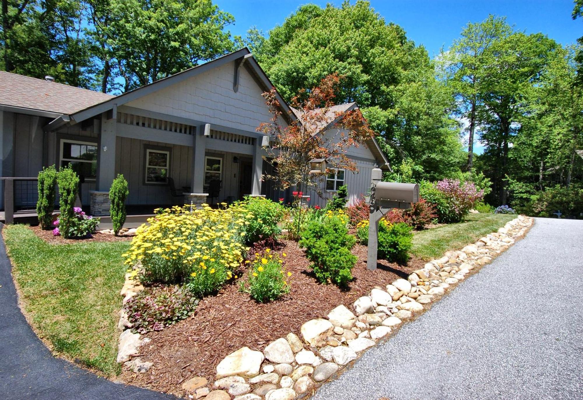 Jessamine Cottage Highlands Exterior photo